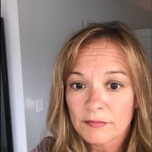 Meet your Posher, Bobbie